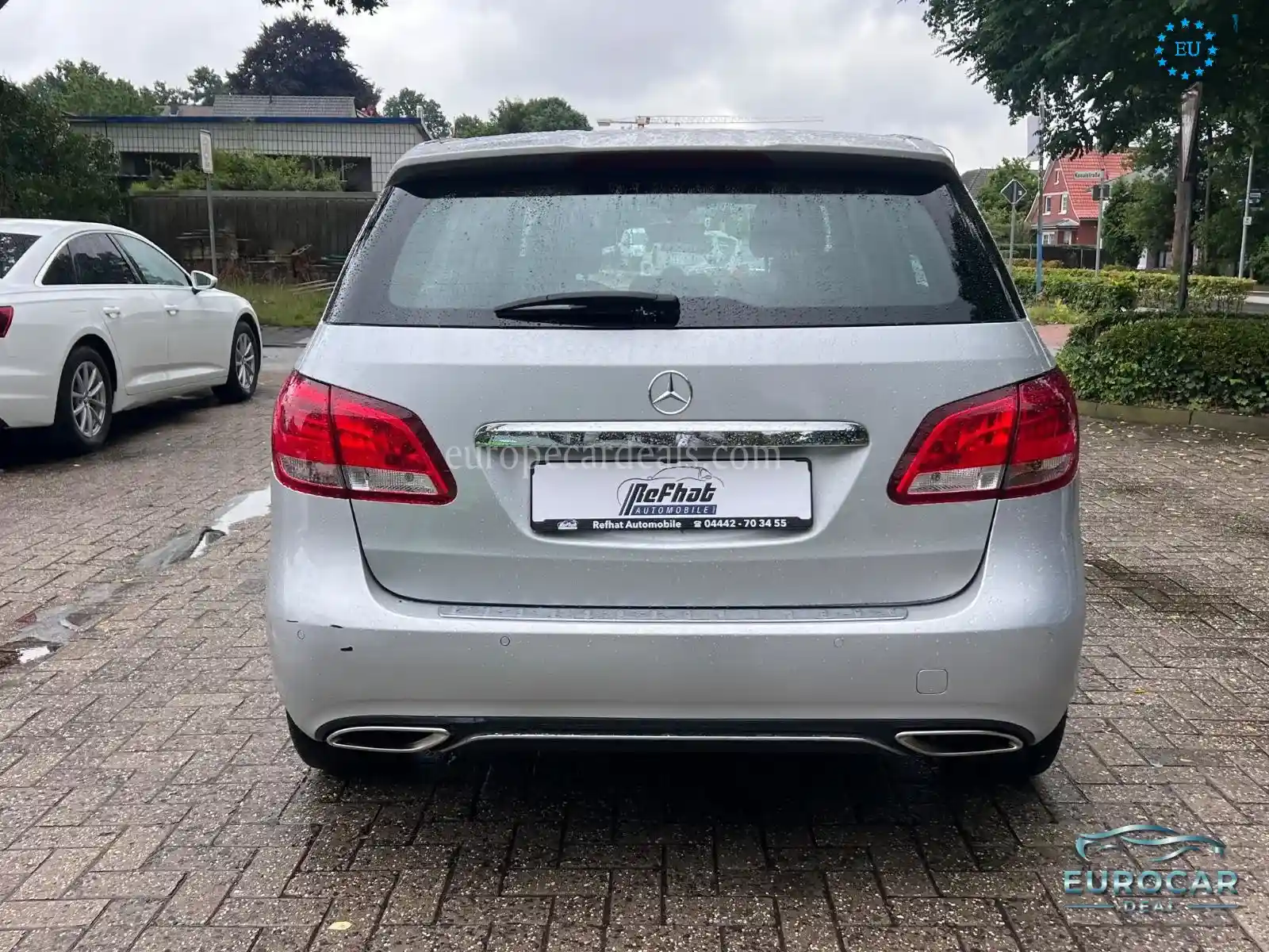 Mercedes-Benz B 220