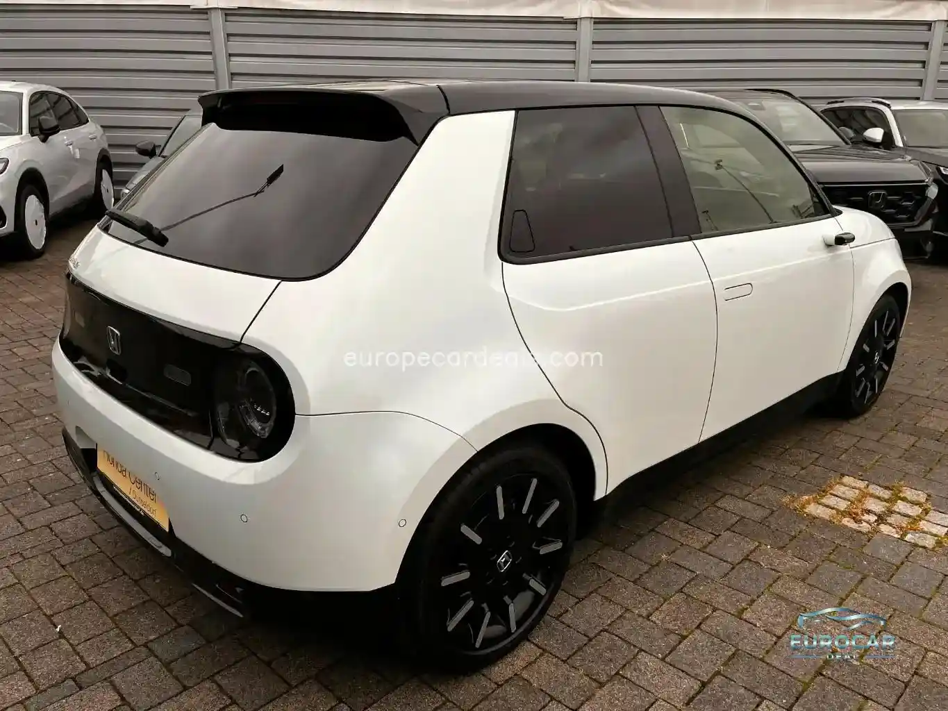 Honda e