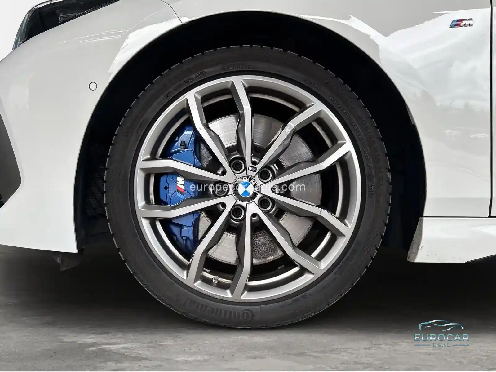 BMW M235