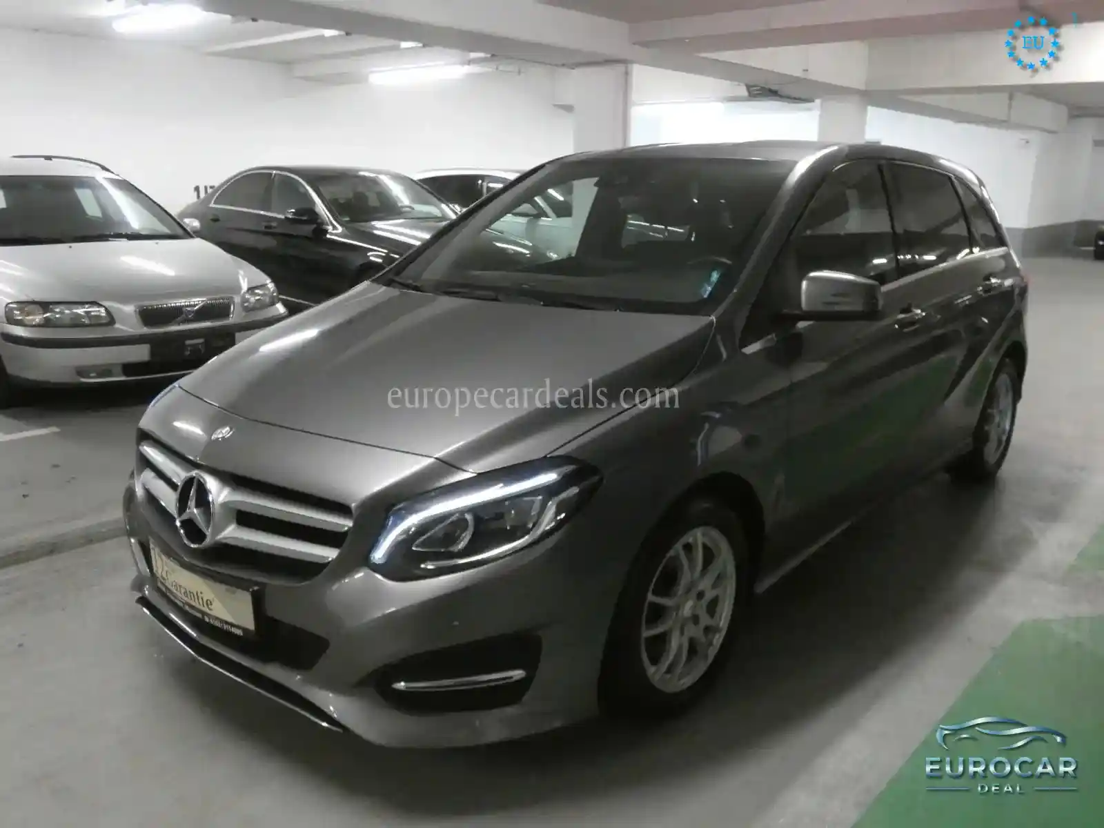 Mercedes-Benz B 180