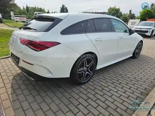 Mercedes-Benz CLA 200 Shooting Brake
