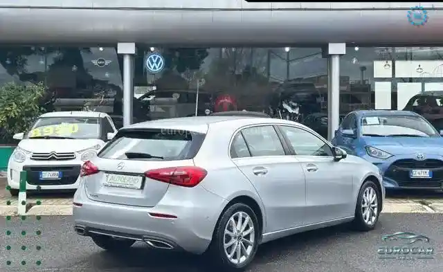 Mercedes-Benz A 220