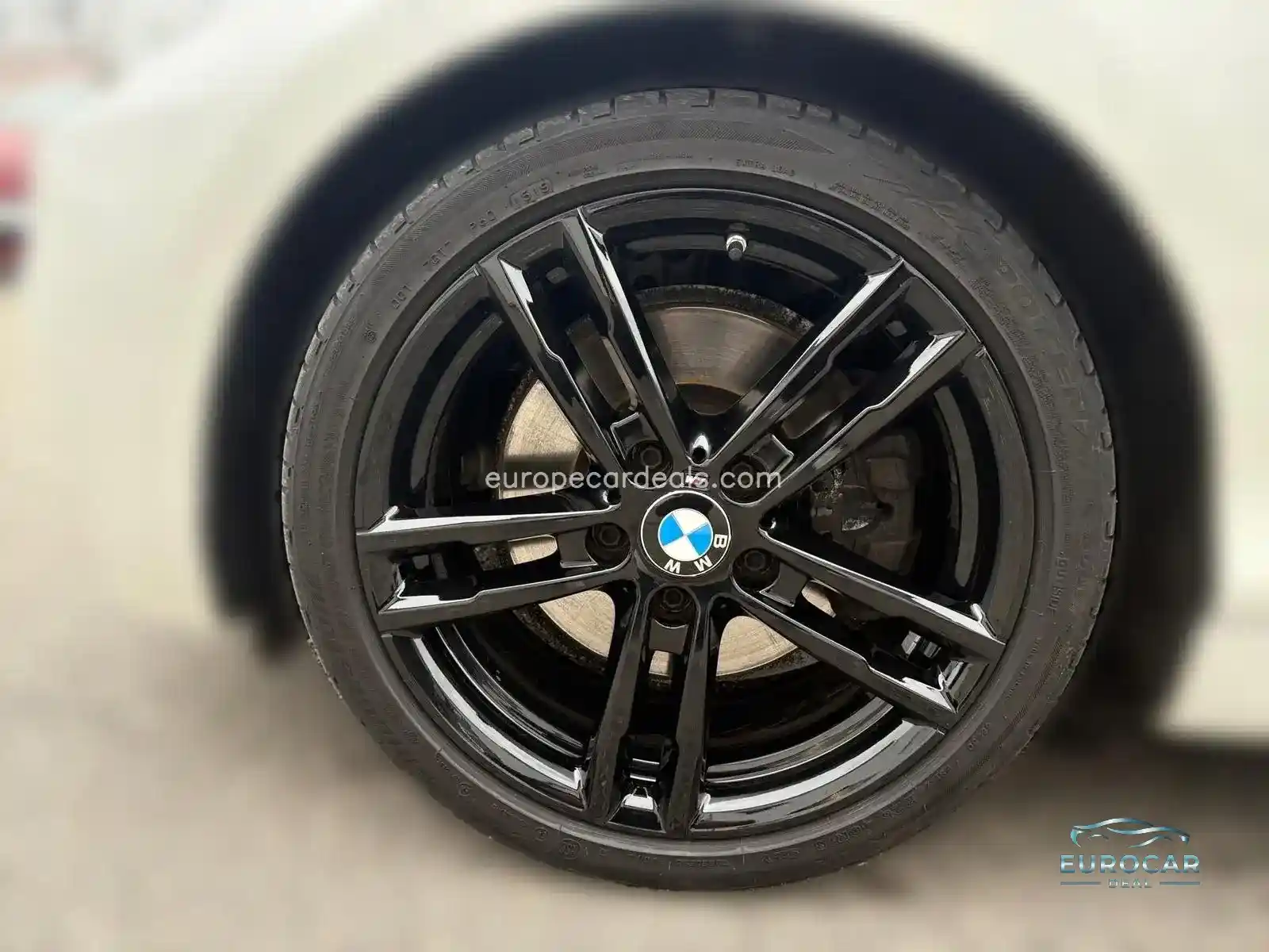 BMW 230