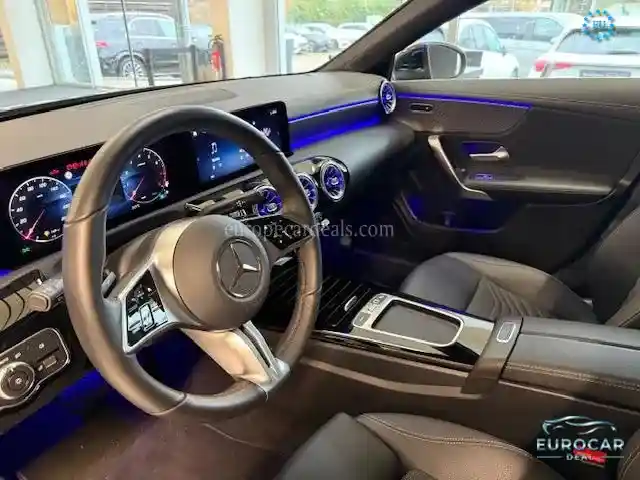 Mercedes-Benz CLA 180