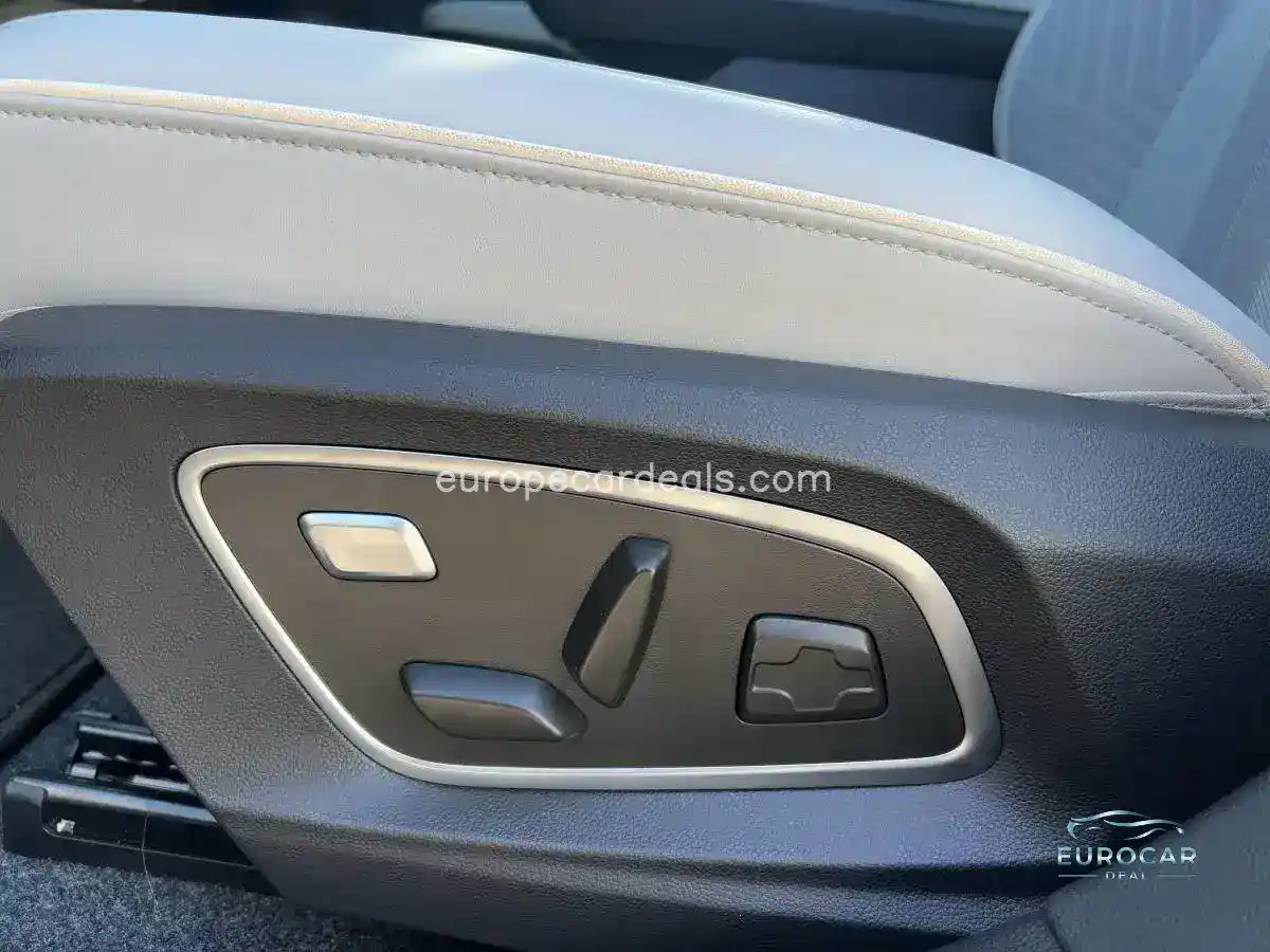 Renault Scenic E-TECH