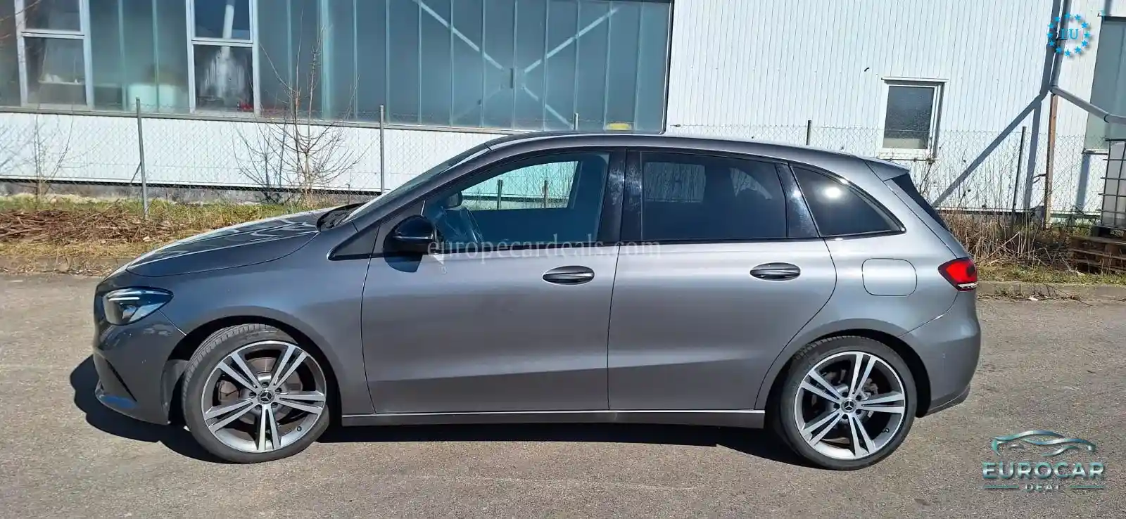 Mercedes-Benz B 220