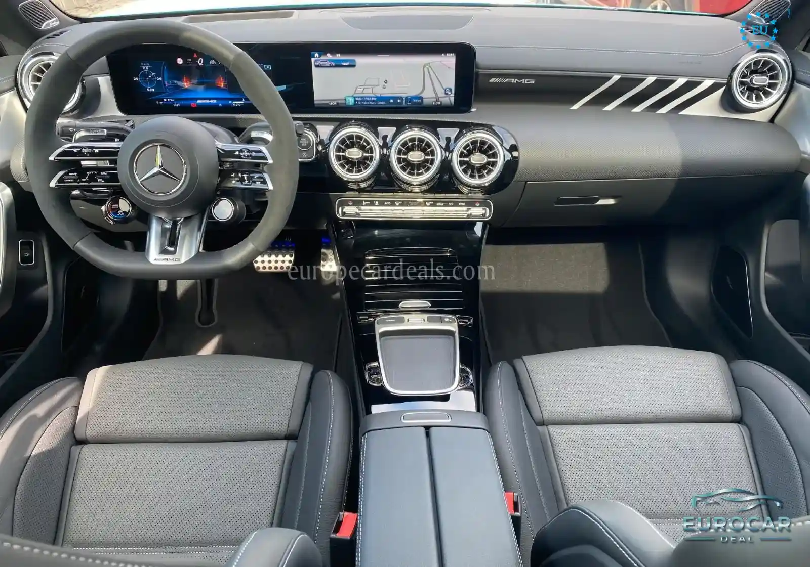 Mercedes-Benz CLA 45 AMG