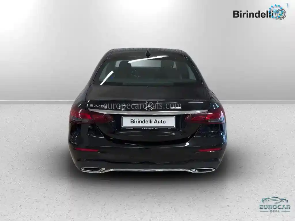 Mercedes-Benz E 220