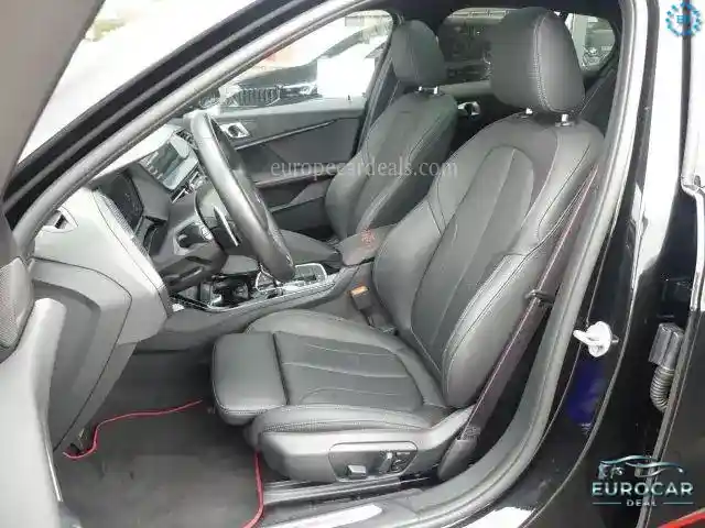 BMW 128