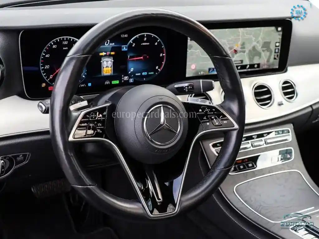 Mercedes-Benz E 300