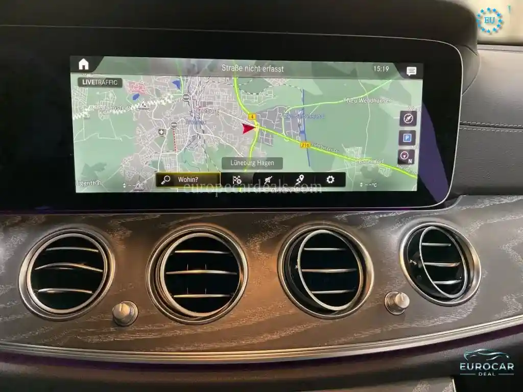 Mercedes-Benz E 200