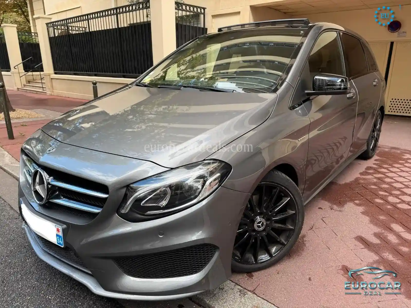 Mercedes-Benz B 220