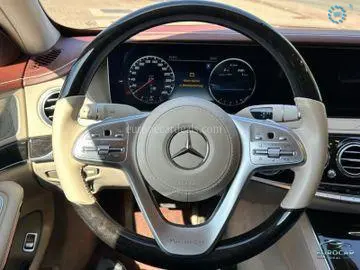 Mercedes-Benz S 560