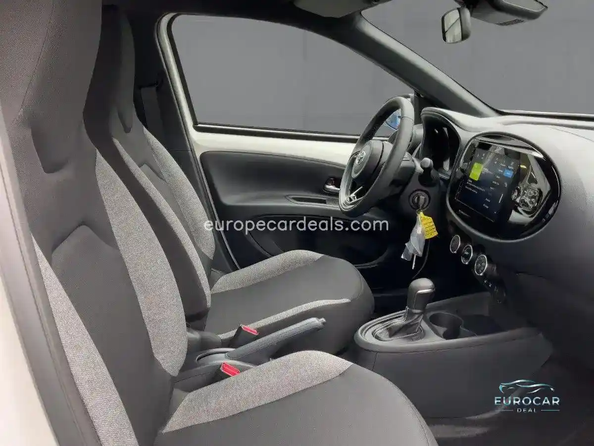 Toyota Aygo (X)