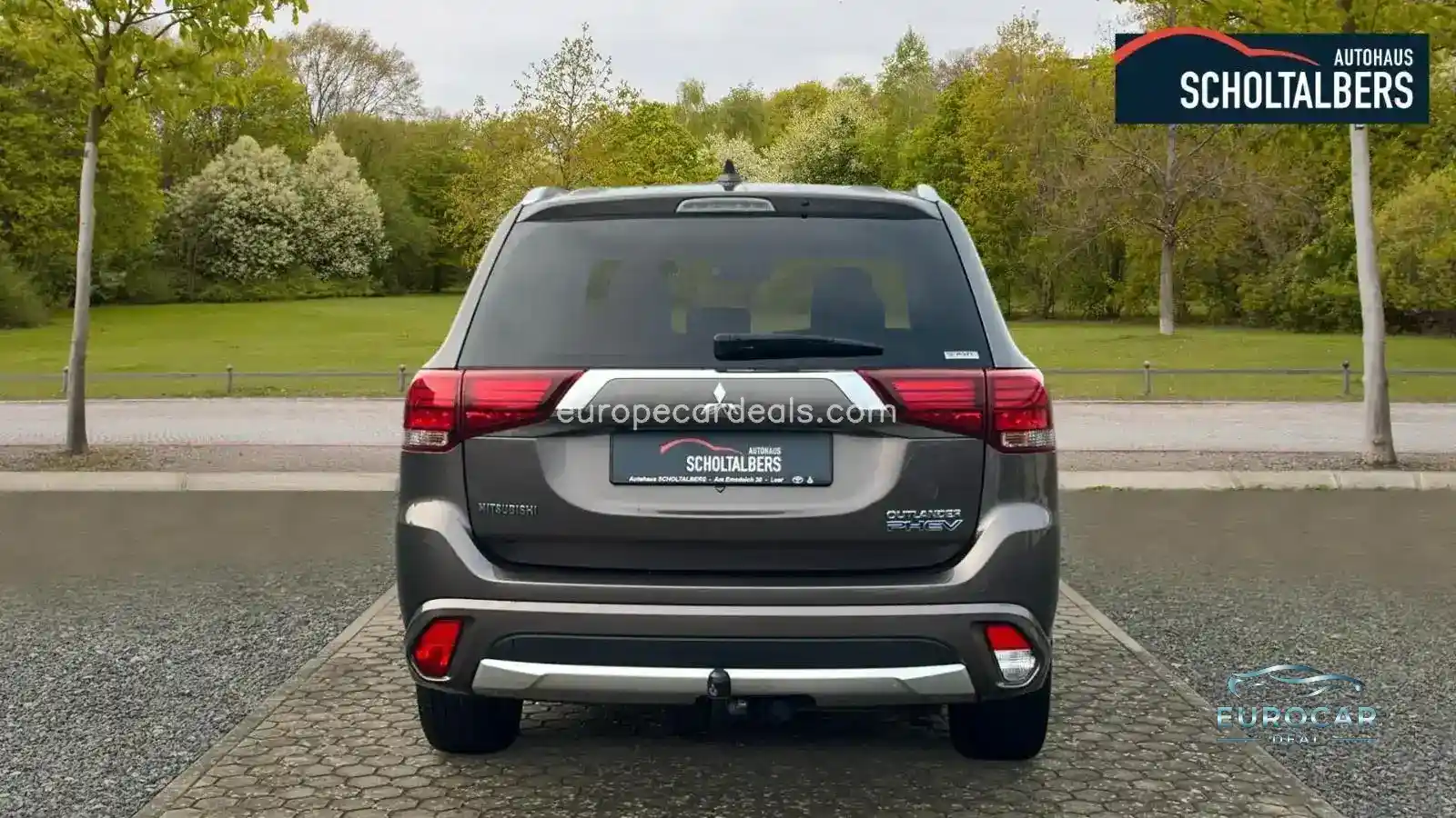 Mitsubishi Plug-in Hybrid Outlander