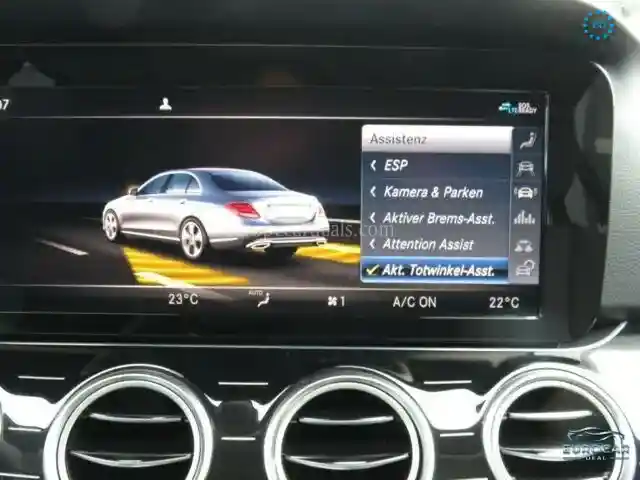 Mercedes-Benz E 200