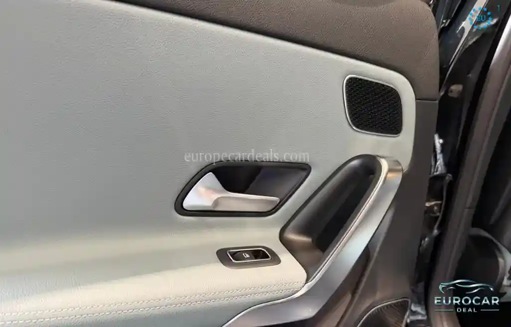 Mercedes-Benz A 35 AMG