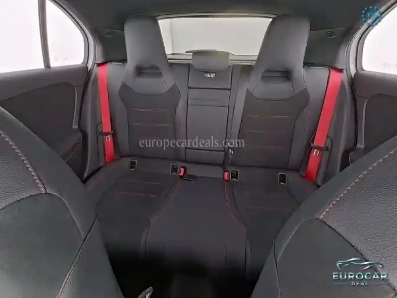 Mercedes-Benz A 35 AMG