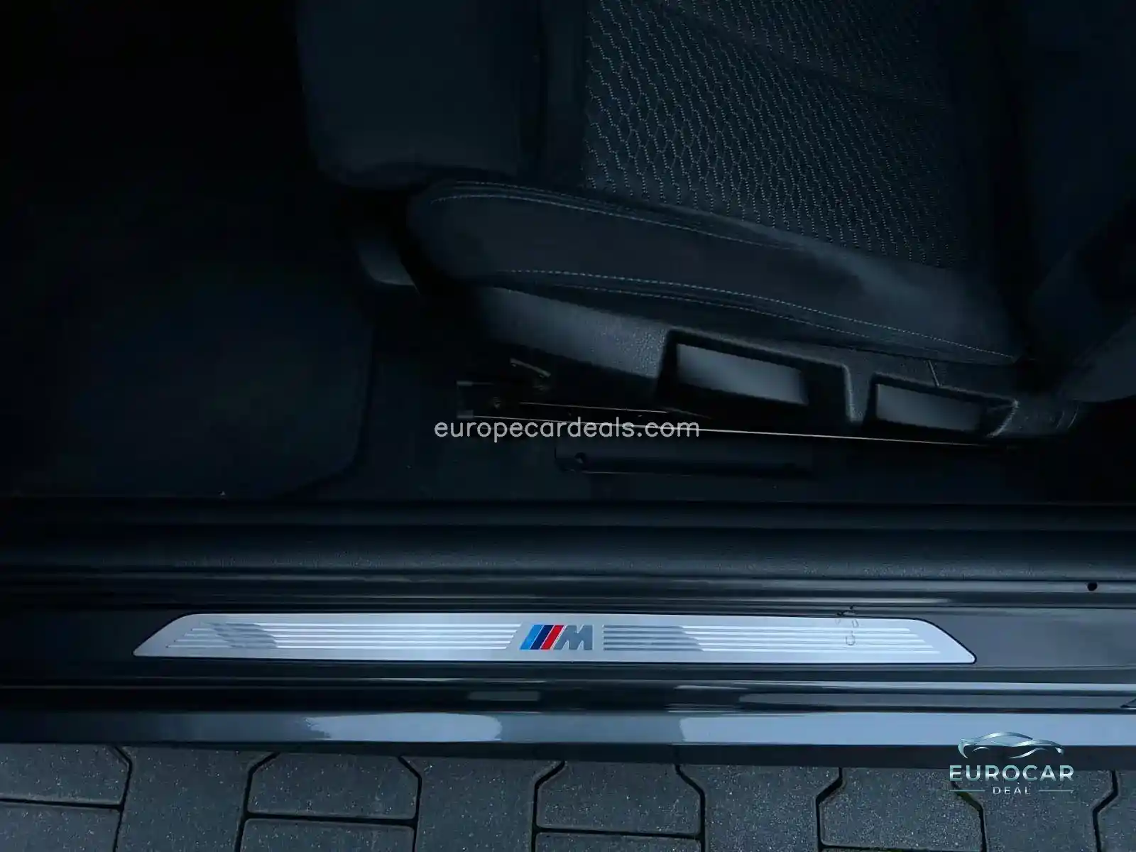 BMW 230
