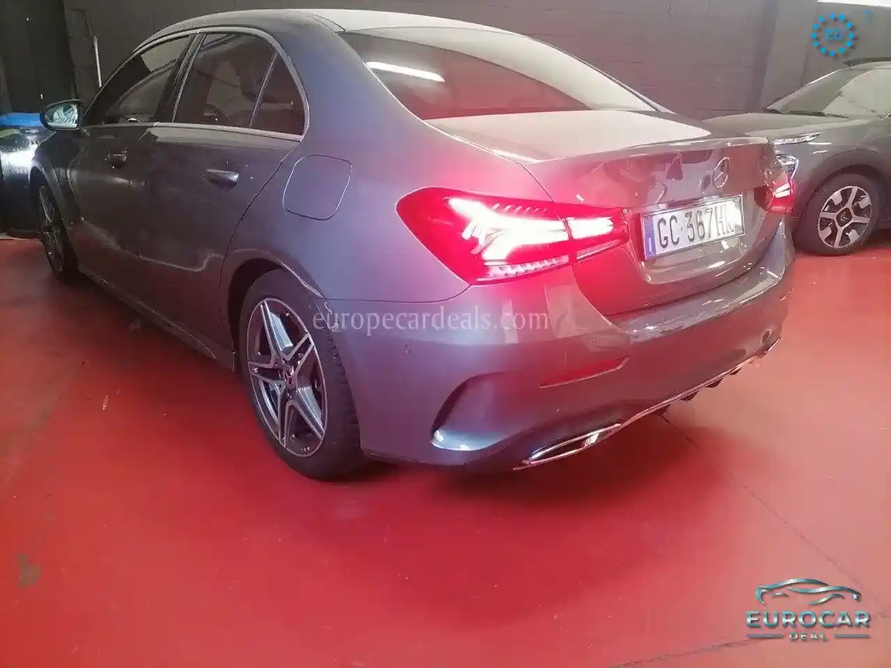 Mercedes-Benz A 180