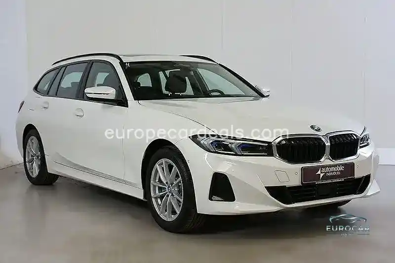 BMW 330