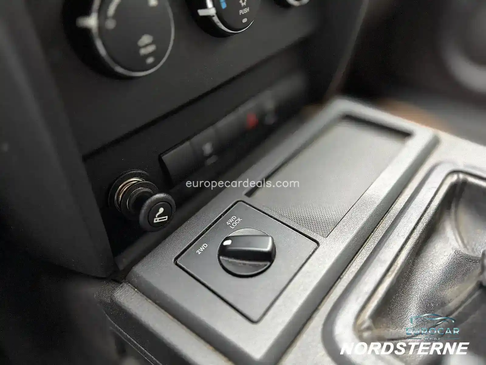 Dodge Nitro