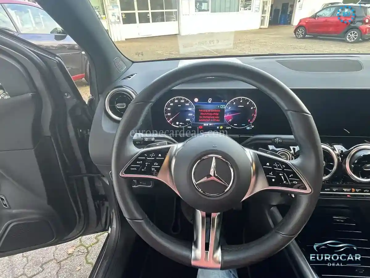 Mercedes-Benz B 200