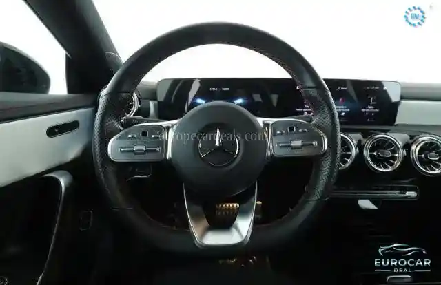 Mercedes-Benz CLA 220 Shooting Brake