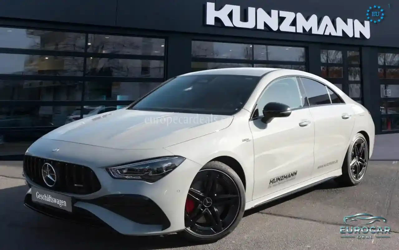 Mercedes-Benz CLA 35 AMG