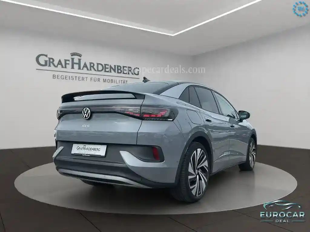 Volkswagen ID.5