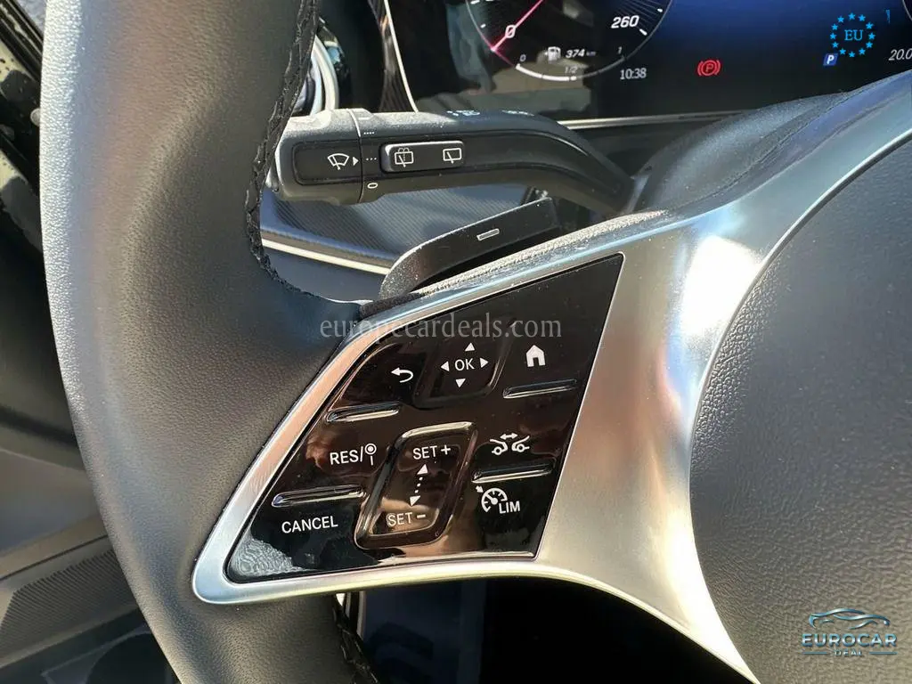 Mercedes-Benz V 220