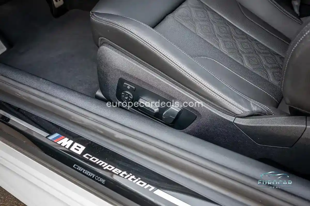 BMW M8