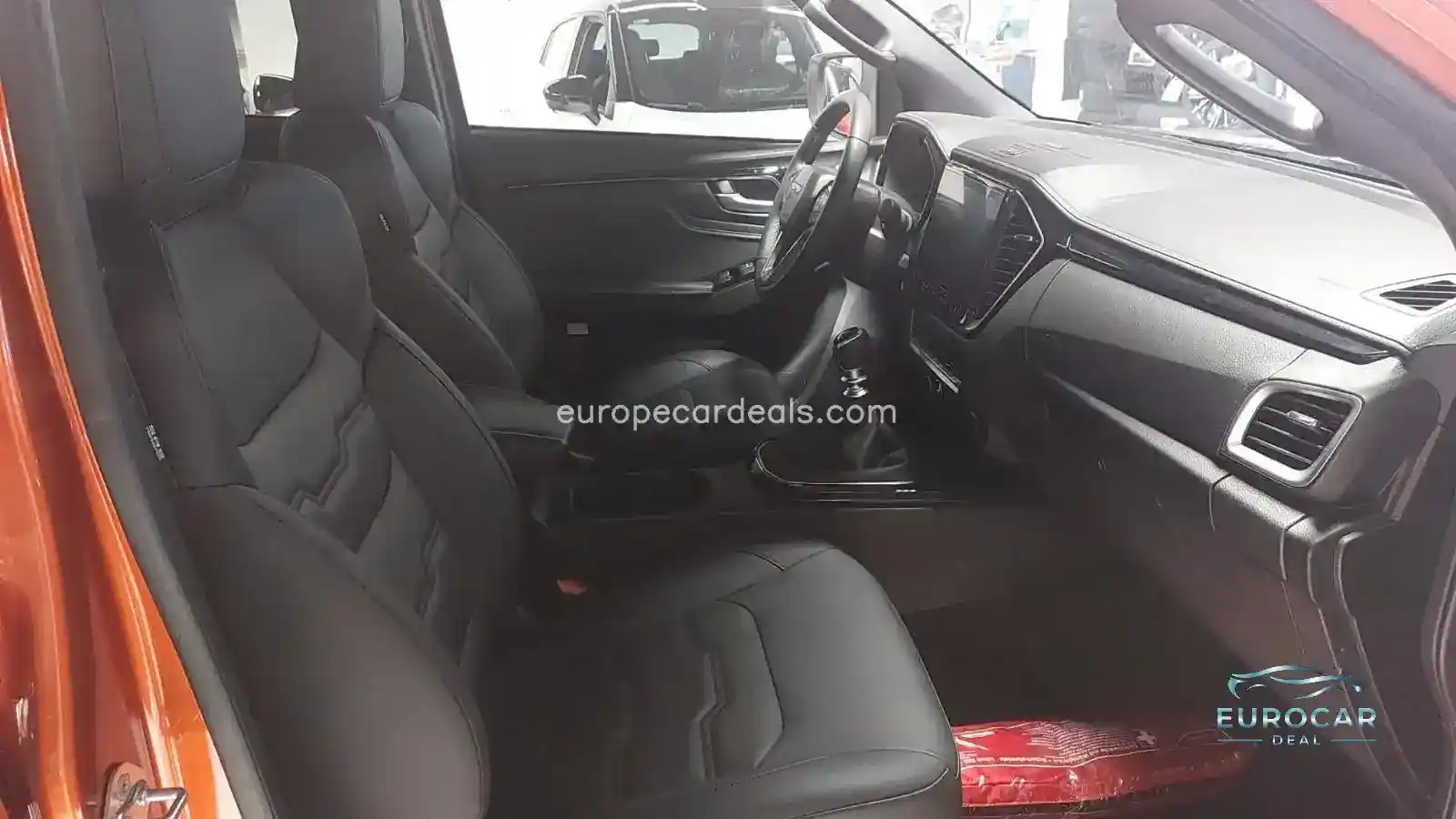 Double Cab 4WD V-CROSS