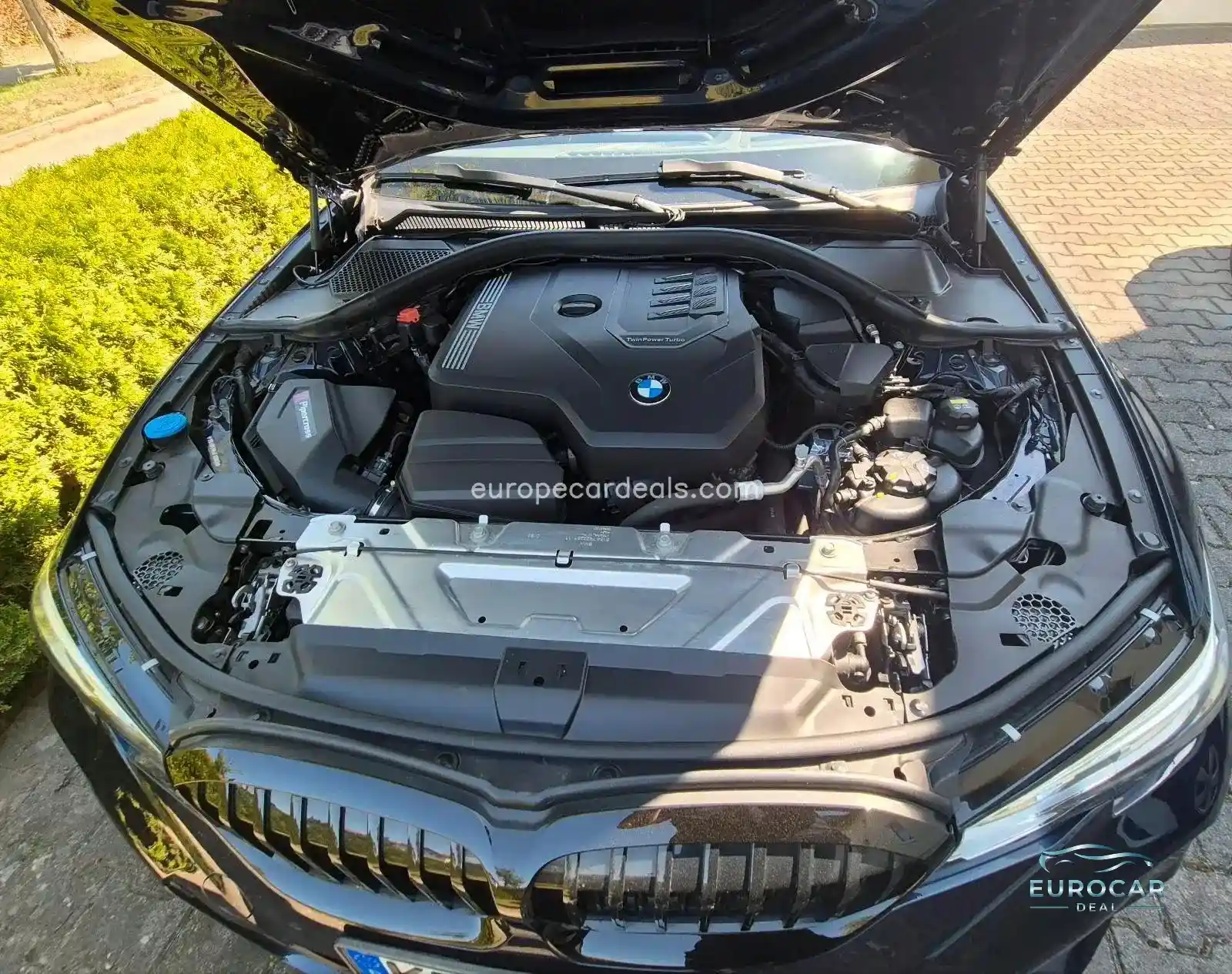 BMW 330