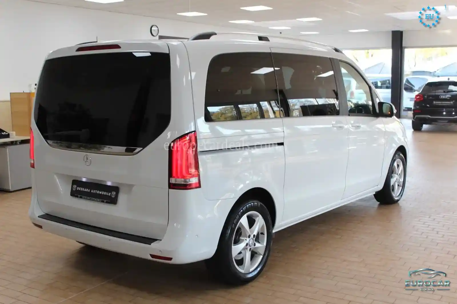 Mercedes-Benz V 250