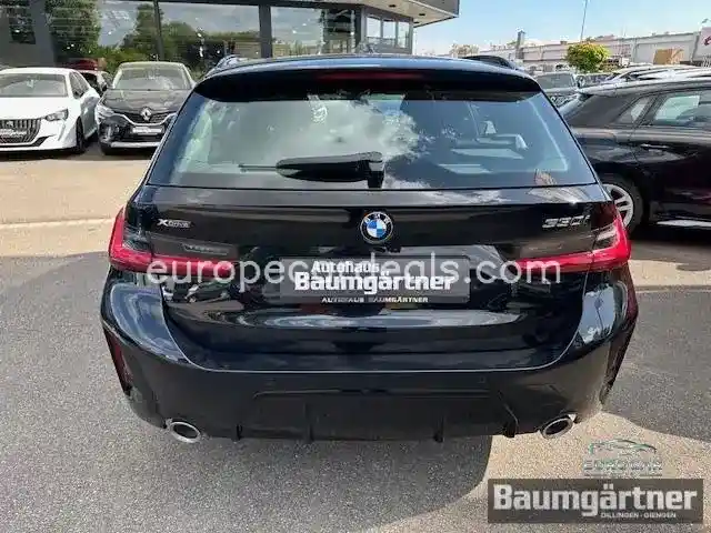 BMW 330