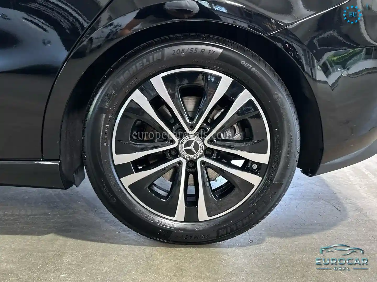 Mercedes-Benz B 200