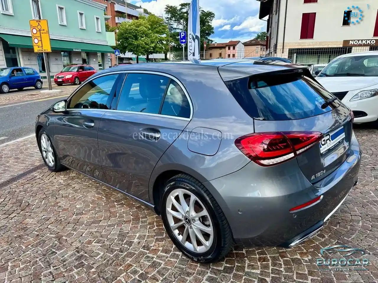 Mercedes-Benz A 180