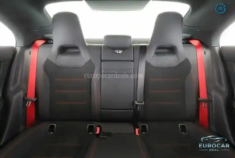 Mercedes-Benz CLA 35 AMG