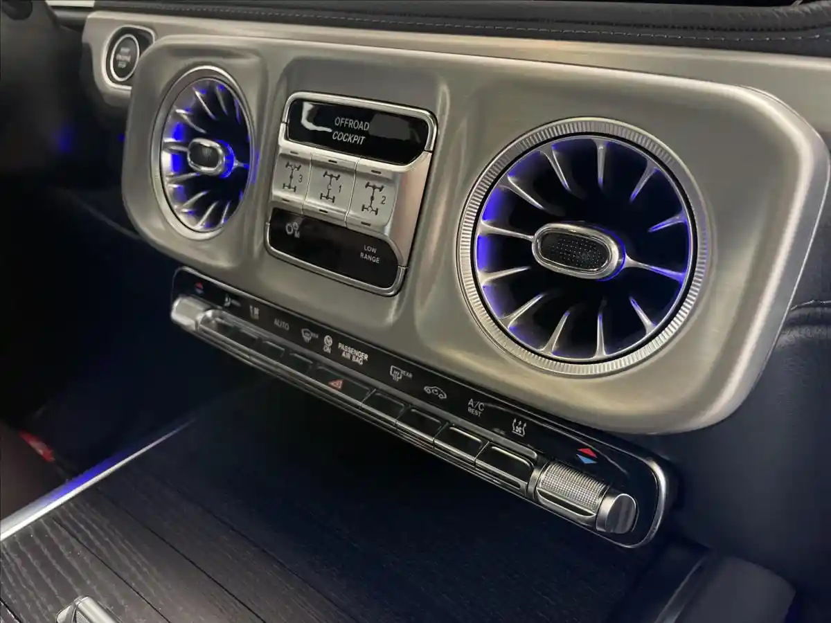 Mercedes-Benz G 450