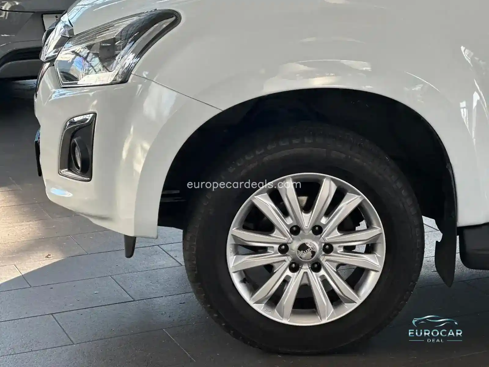 Double Cab 4WD LS AUTOMATIK KAMERA AHK