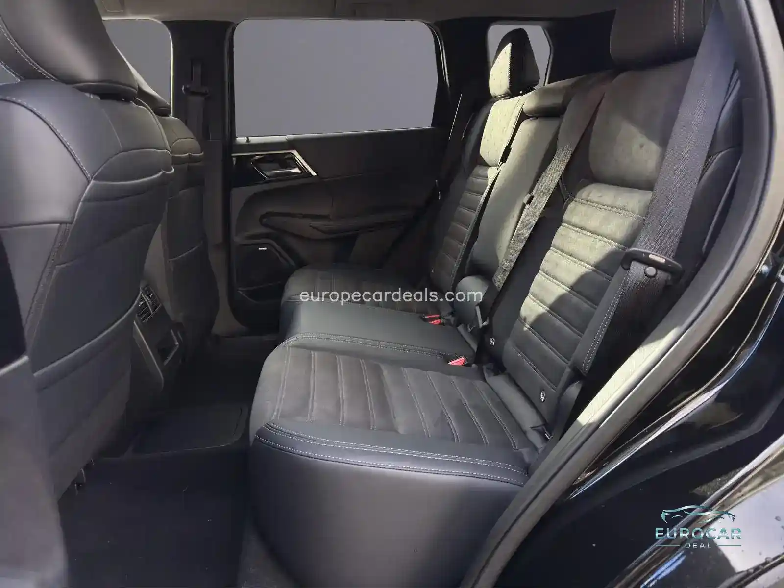Mitsubishi Plug-in Hybrid Outlander