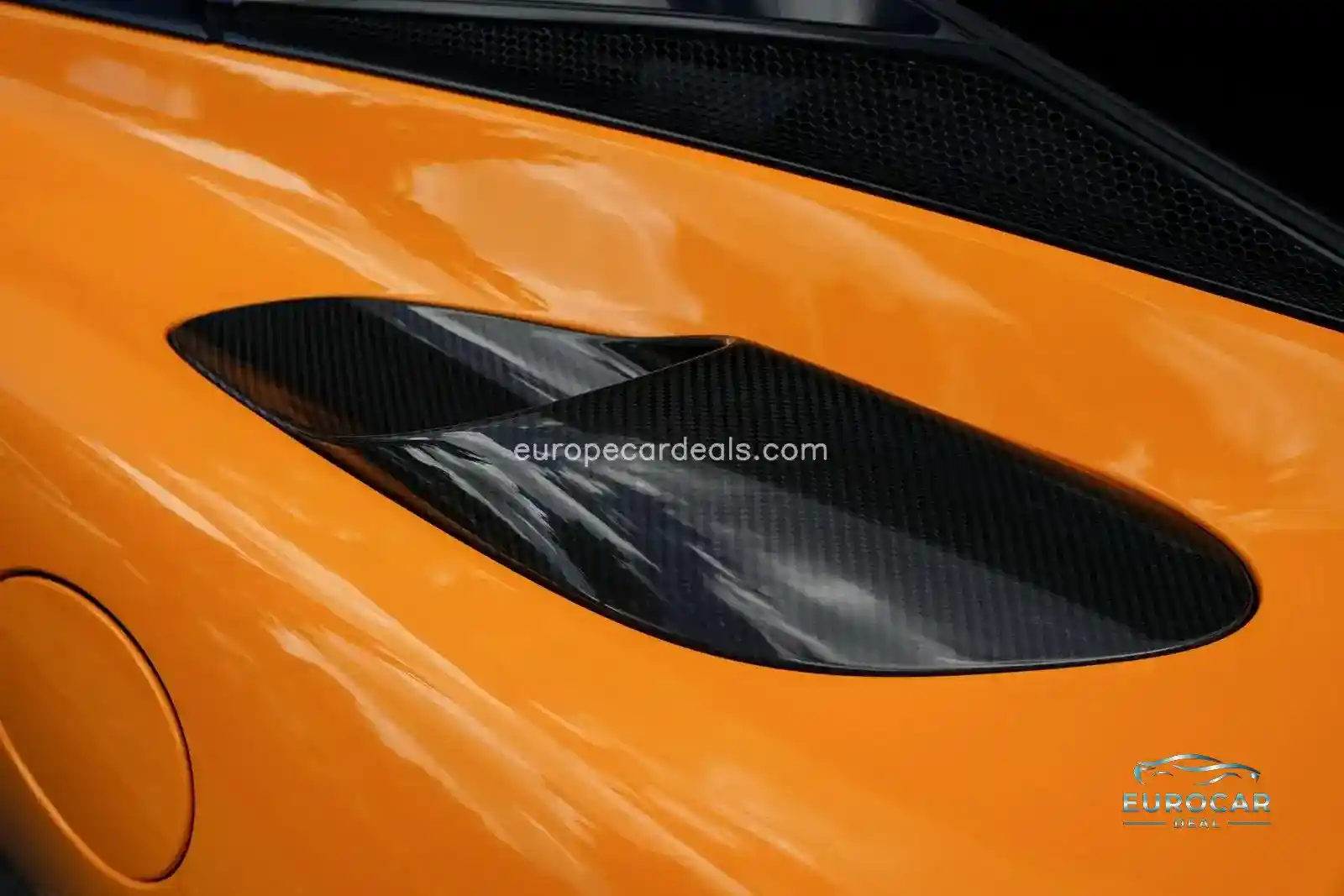 McLaren GT