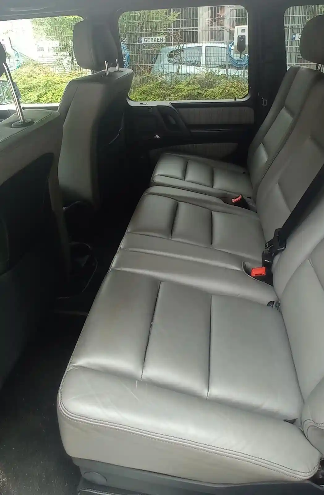 Mercedes-Benz G 500
