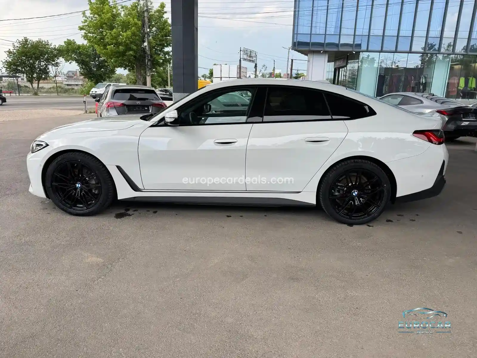 BMW i4