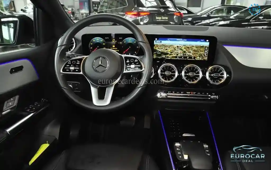Mercedes-Benz B 220