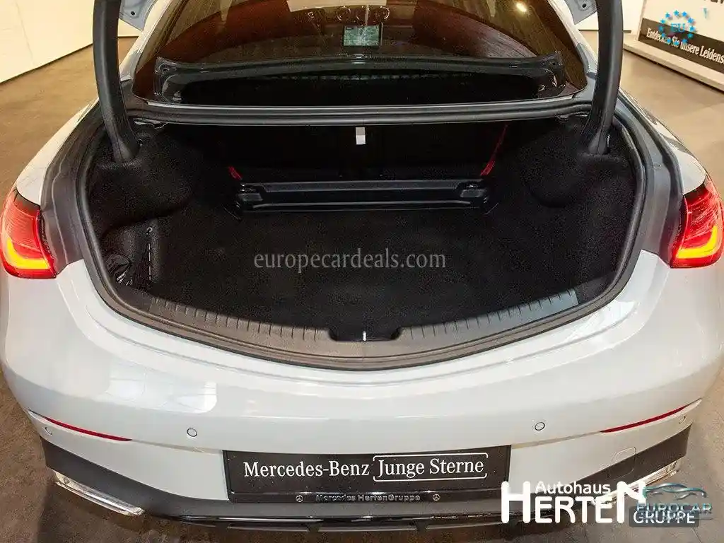Mercedes-Benz CLE 200