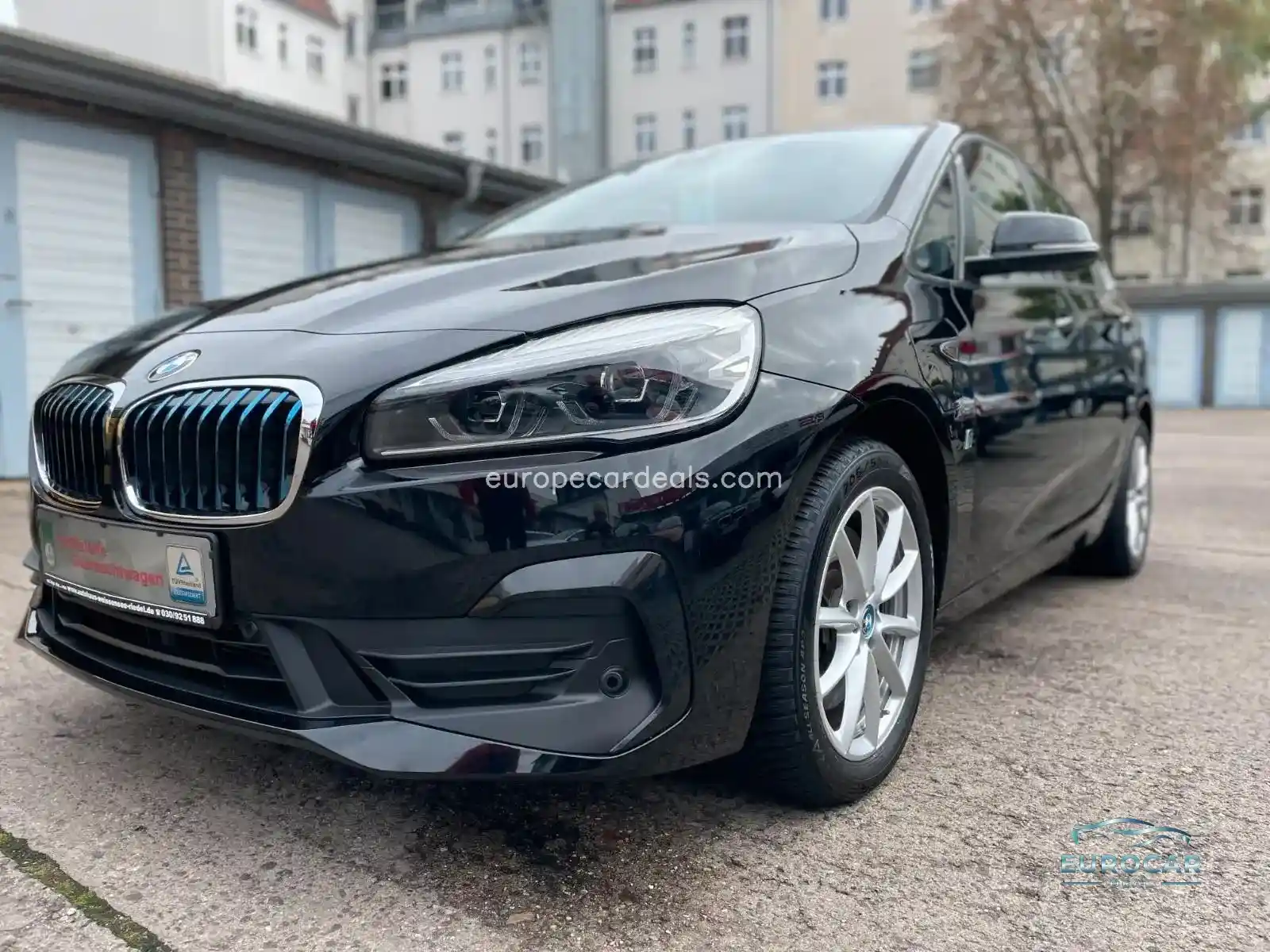 BMW 225