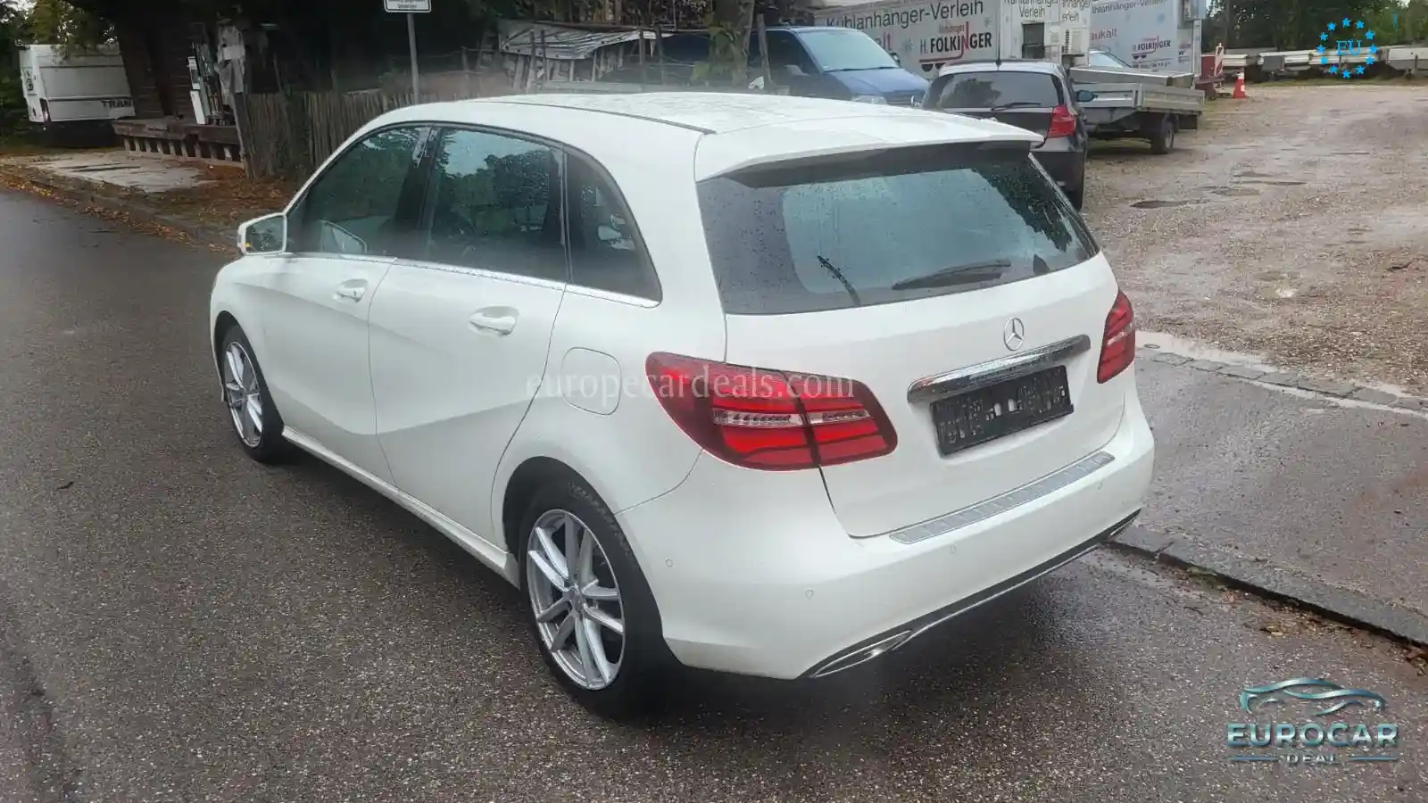 Mercedes-Benz B 180
