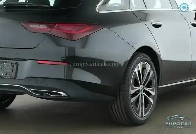 Mercedes-Benz CLA 220 Shooting Brake